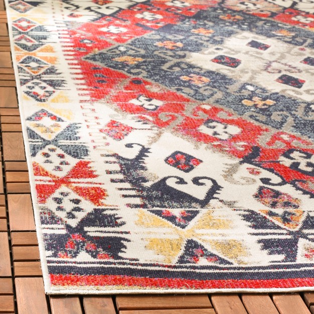 Montage Mtg236 Power Loomed Indoor outdoor Area Rug Safavieh