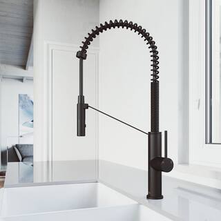 VIGO Livingston Single Handle Pull-Down Sprayer Kitchen Faucet in Matte Black VG02027MB