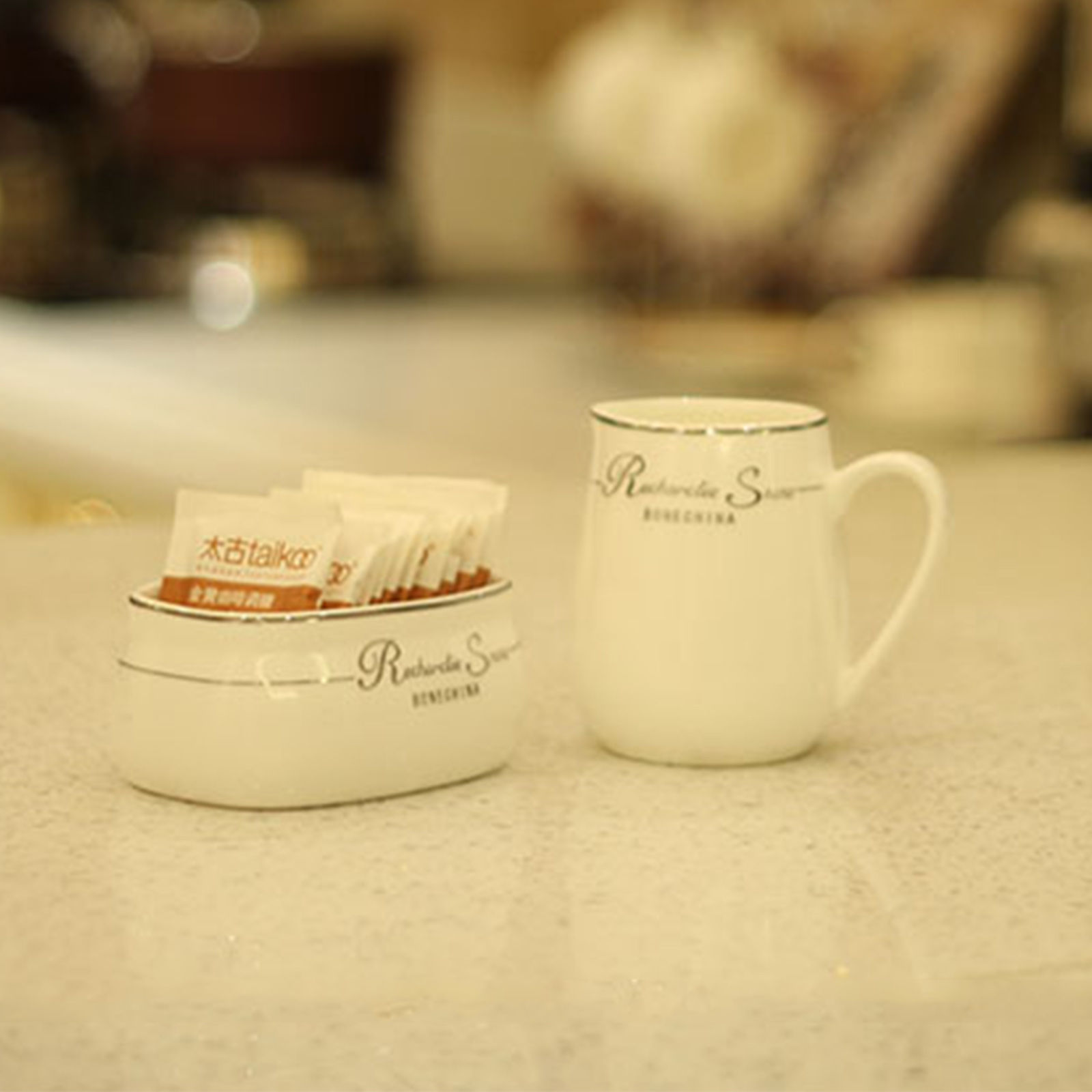 Creamer And Sugar Sets，Ceramic Sugar Bowl With Lid And Milk Jug，Cream And Sugar Pot， Creamer Jug Sugar Jar， Coffee Serving Set-White-Milk Jug and Sugar Bowl