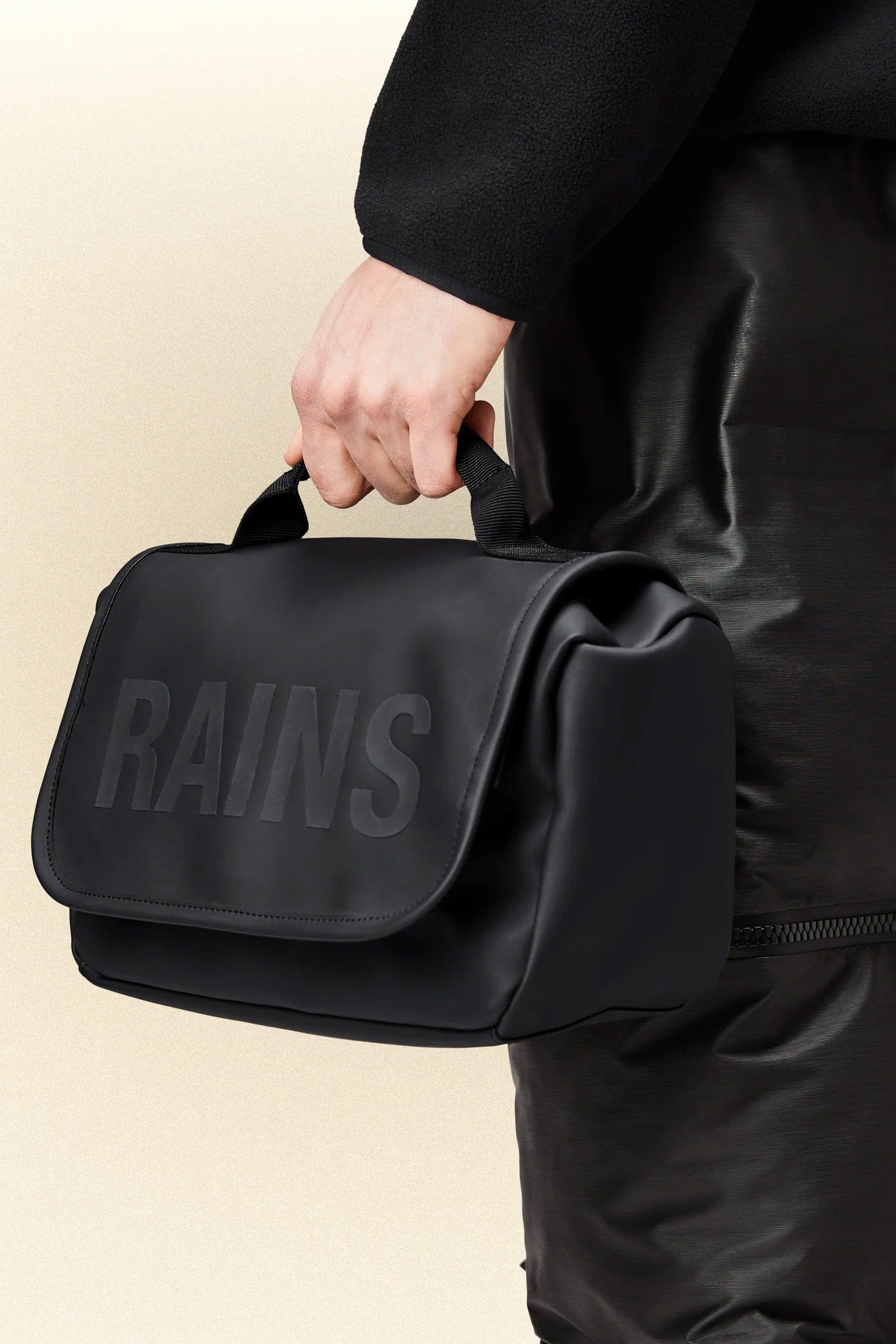 RAINS Texel Wash Bag