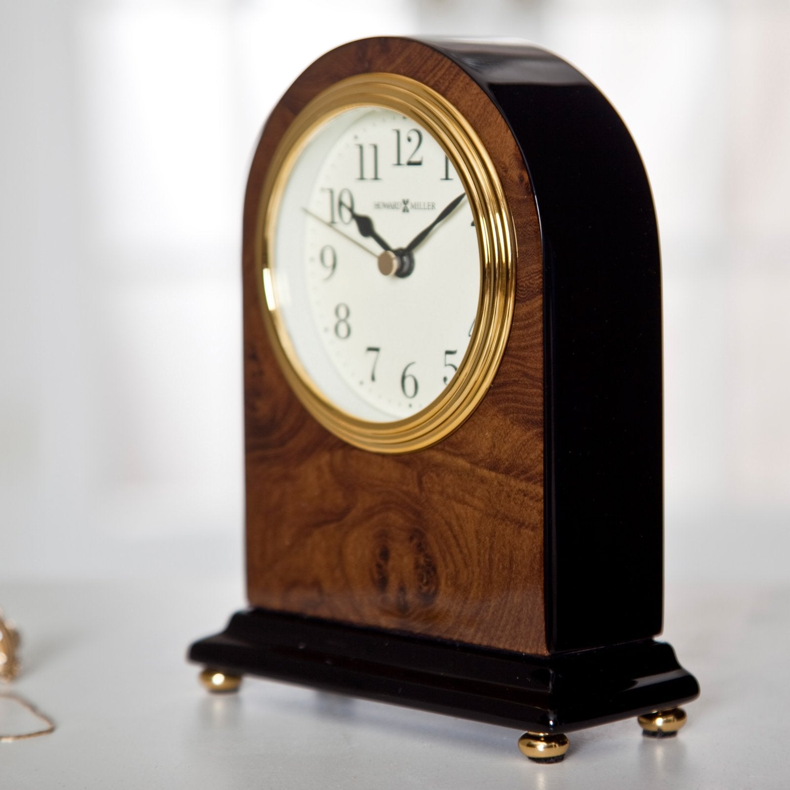 HOWARD MILLER BEDFORD TABLETOP CLOCK 645576