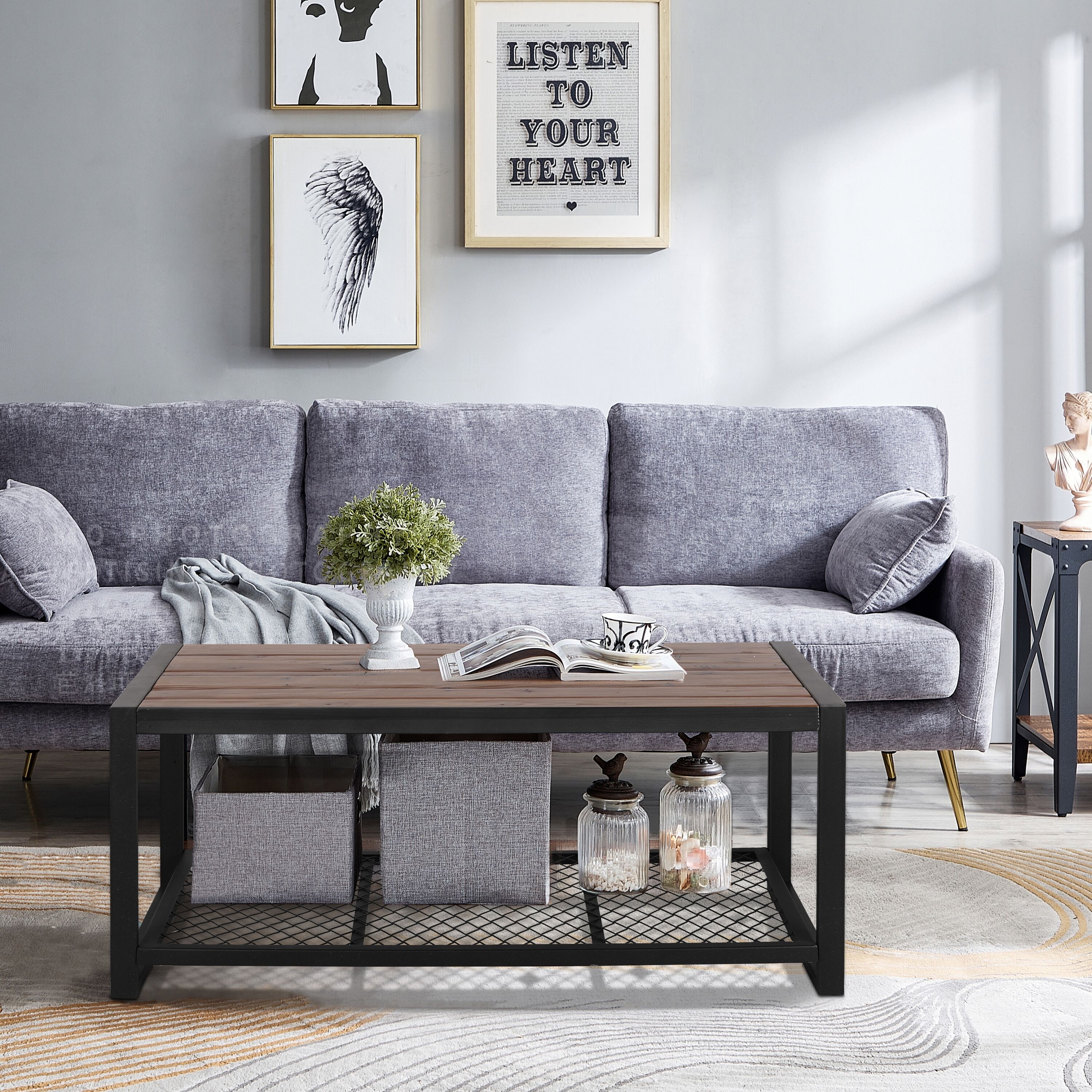 Coffee Table with a Natural Reclaimed Wood Finish， for Living room