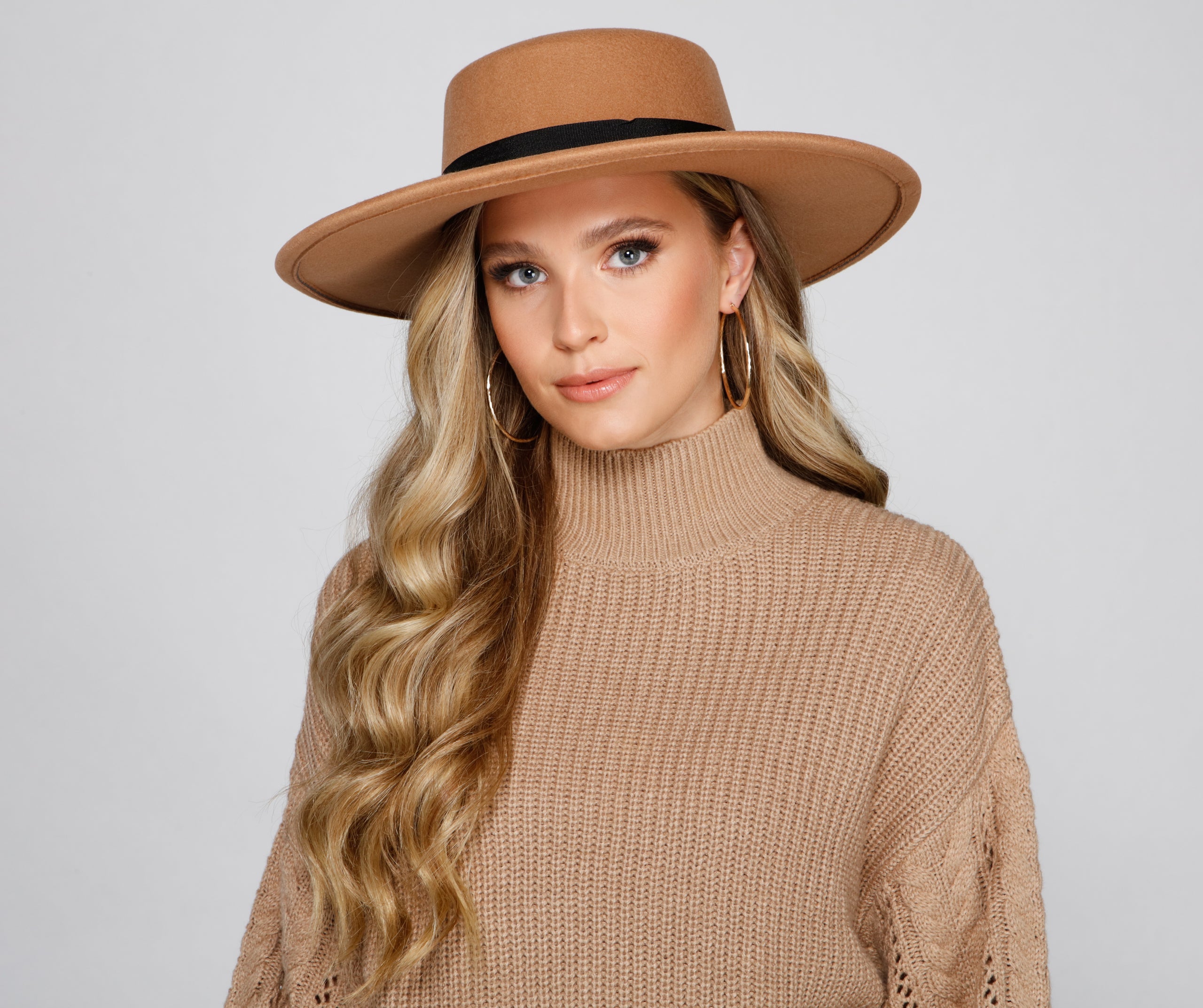 Trendy Stunner Faux Wool Boater Hat