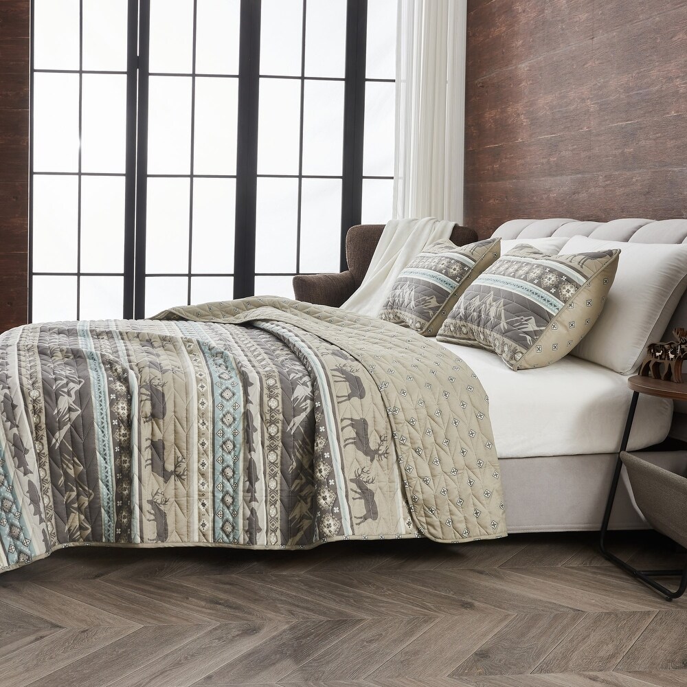 Premium Wildlife Stripe Microfiber Quilt Set With Shams