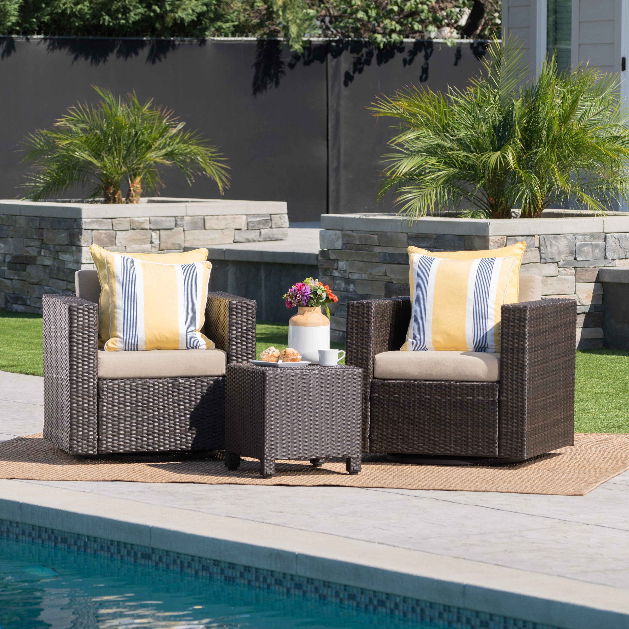 Venice 2-Seater Brown Wicker Outdoor Chat Set with Side Table