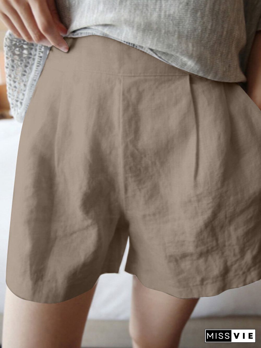 Solid Pocket Ruched Cotton Casual Shorts