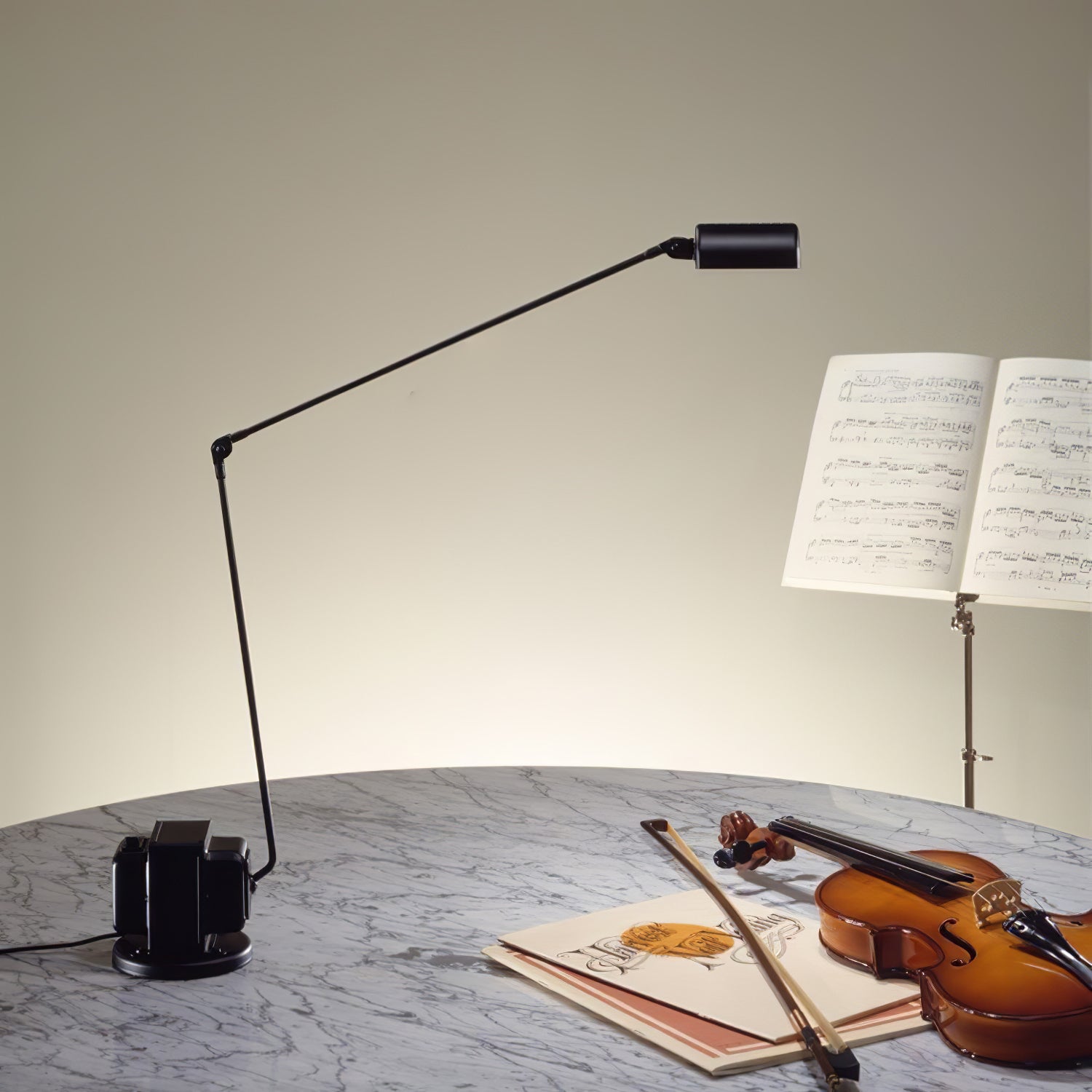 Dynamo Table Lamp