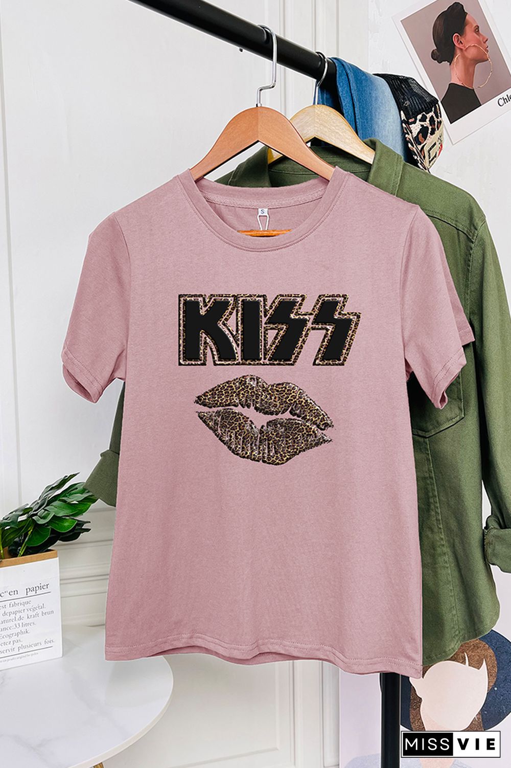 Rock Bands Kiss Lip Short Sleeve Graphic Tee Wholesale