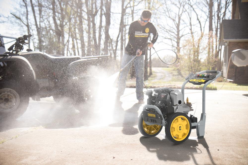 Champion 3000-PSI 2.3-GPM Gas Pressure Washer with Honda Engine ;