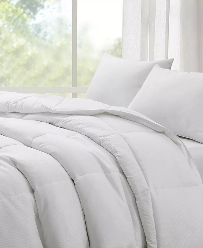 UNIKOME All Season Ultra Soft Classic Embossed Down Alternative Comforter， Twin