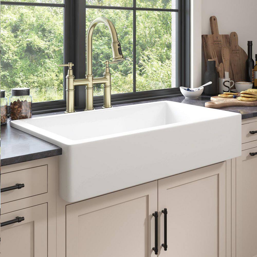 Interbath White Fireclay 30 in. Single Bowl Farmhouse Apron Kitchen Sink ITBDL7603019