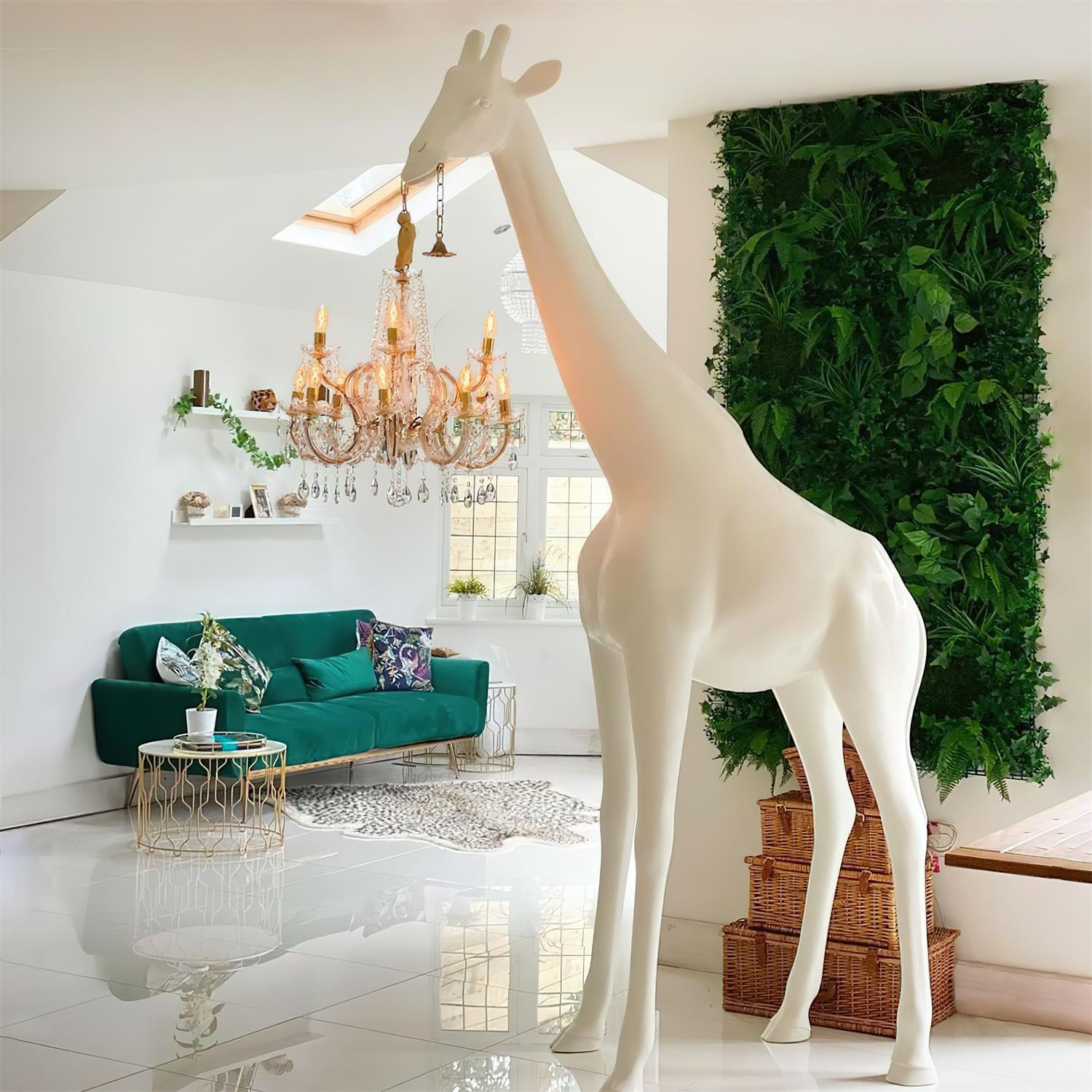 Giraffe Sculpture Floor Lamp