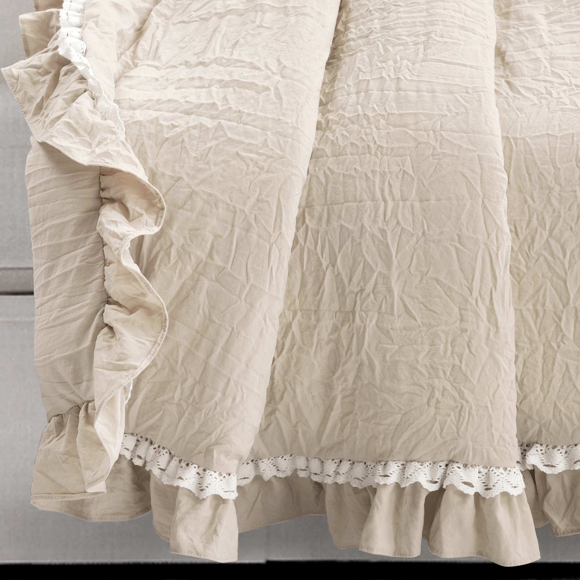 Ella Ruffle Lace Throw