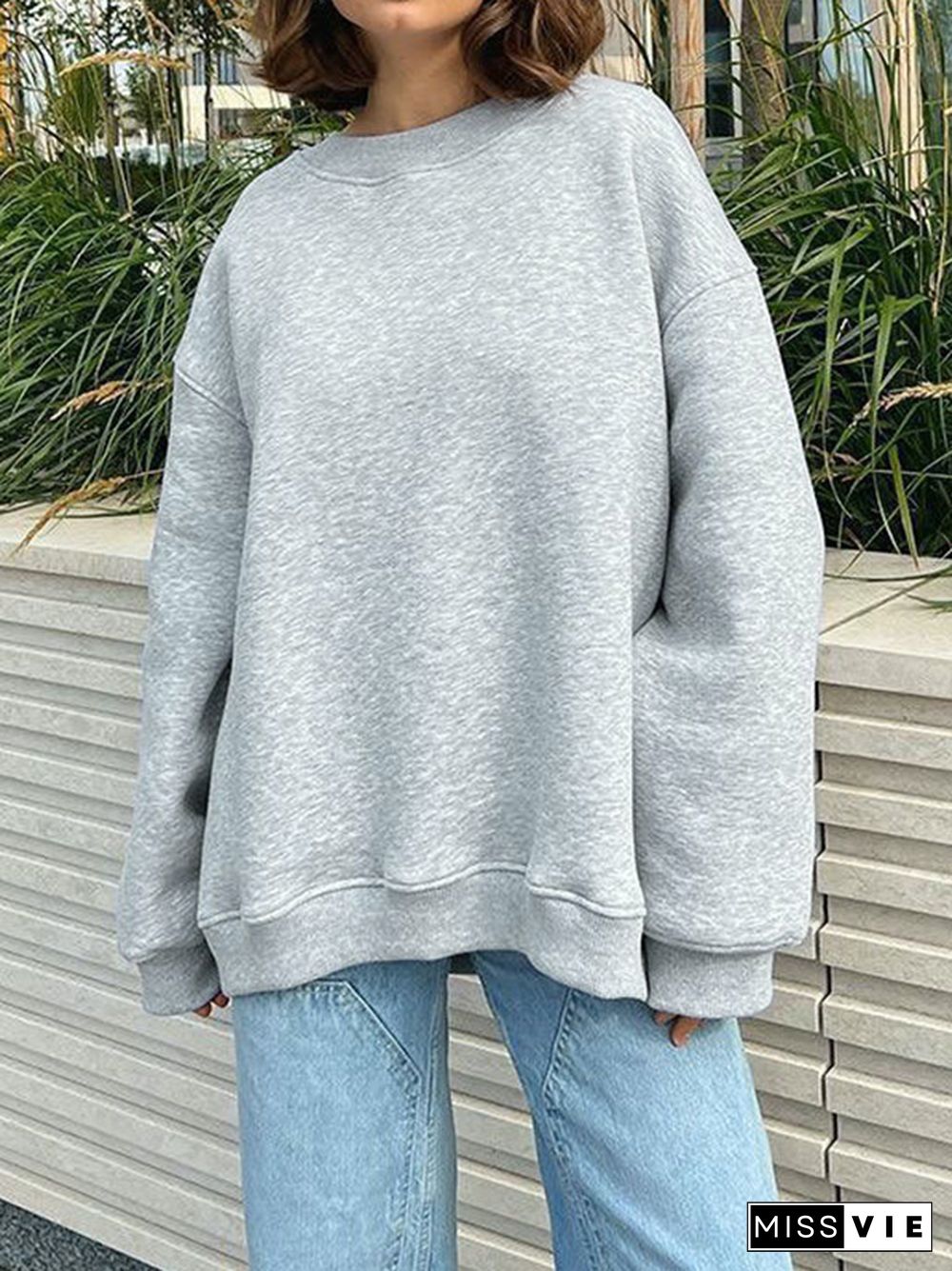 Long Sleeves Loose Solid Color Round-Neck Sweatshirt Tops