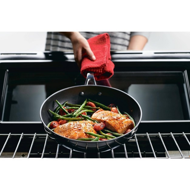 Hard Anodized Nonstick Skillet Black