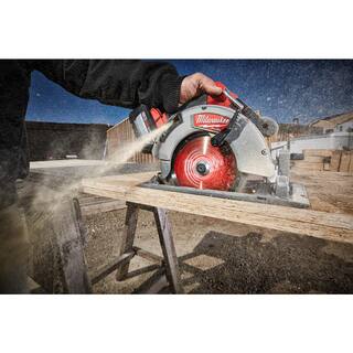 MW M18 FUEL 18V Lithium-Ion Brushless Cordless 7-14 in. Circular Saw W Oscillating Multi-Tool (Tool-Only) 2732-20-2836-20