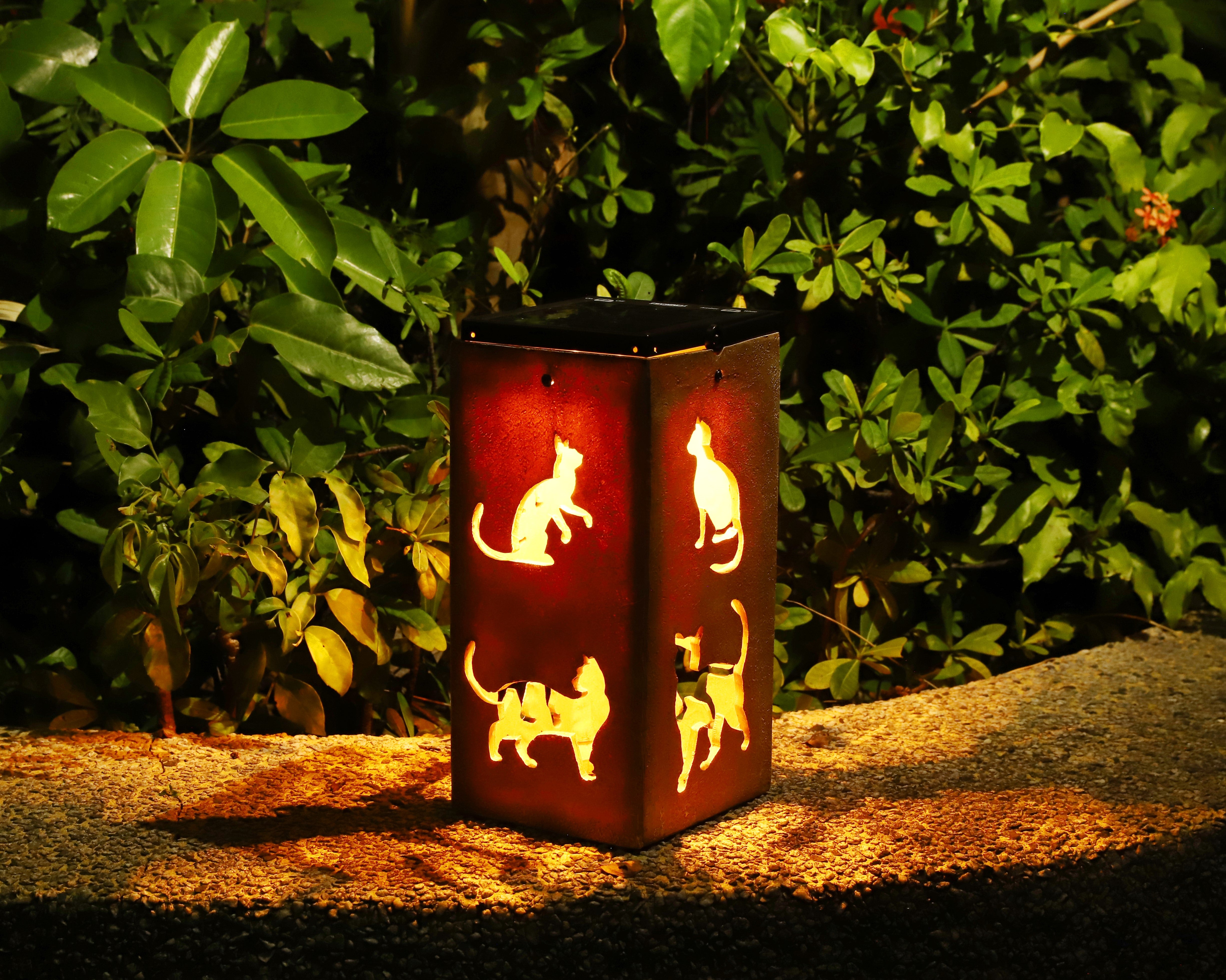 Solar Decorative Portable Lantern - Squirrel