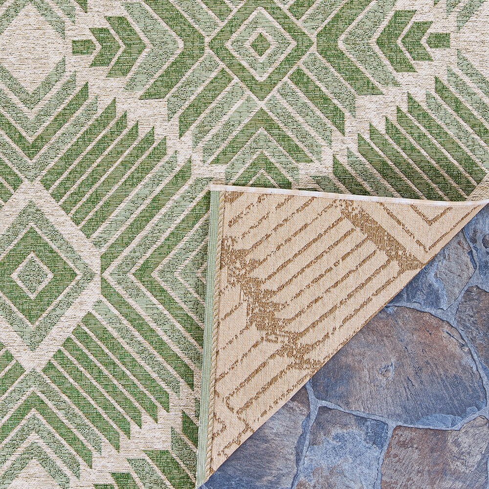 Gelato Geometric Diamond Pattern Indoor/ Outdoor Area Rug