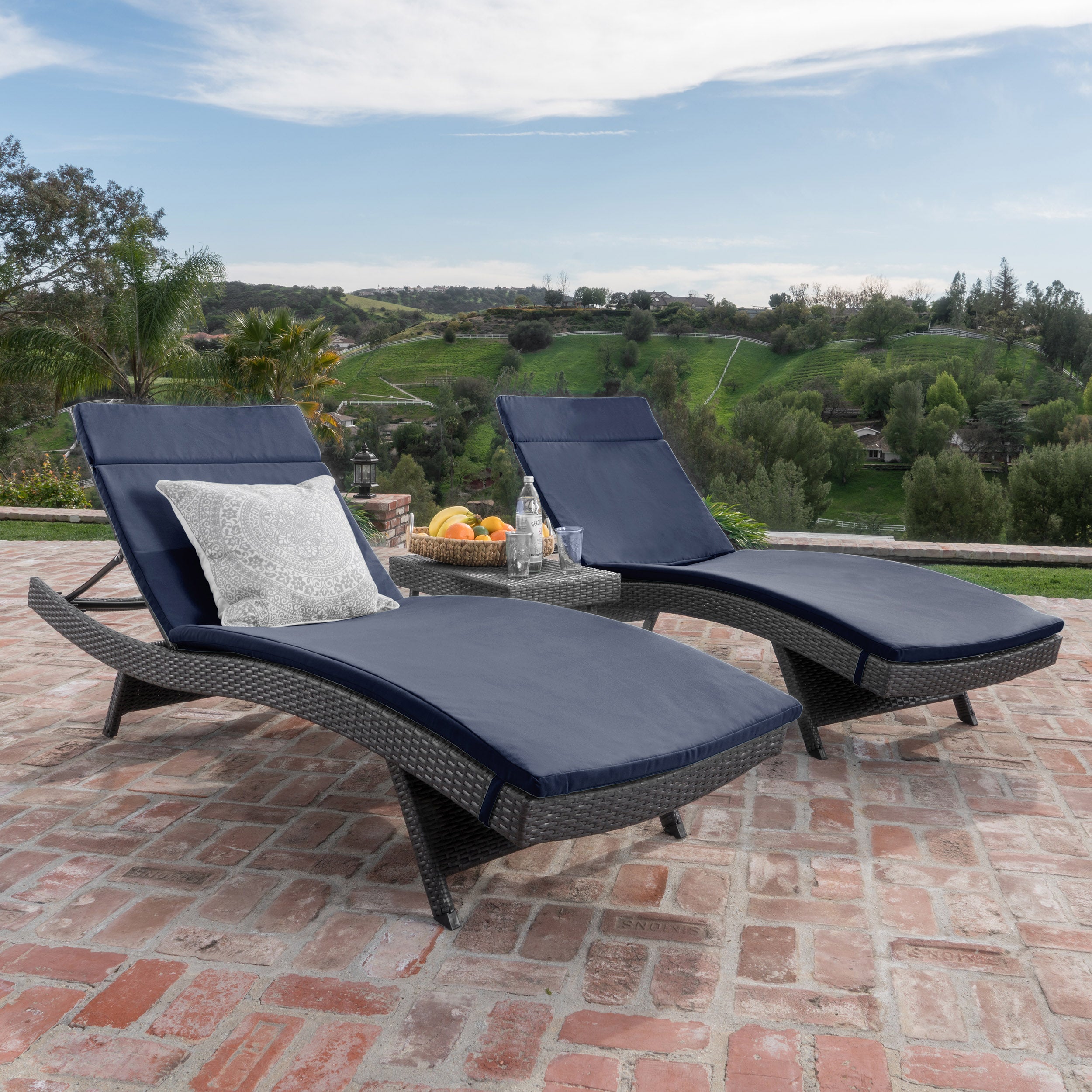 Lakeport 3pc Outdoor Wicker Chaise Lounge Chair & Table Set