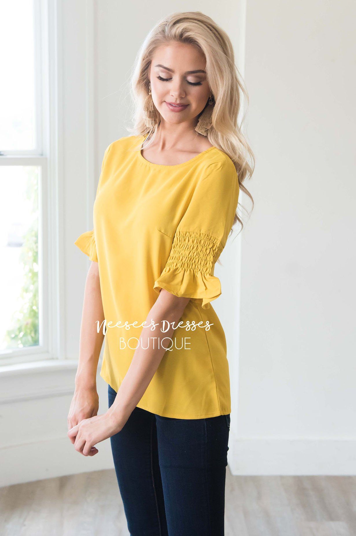 Something New Gathered Sleeve Top