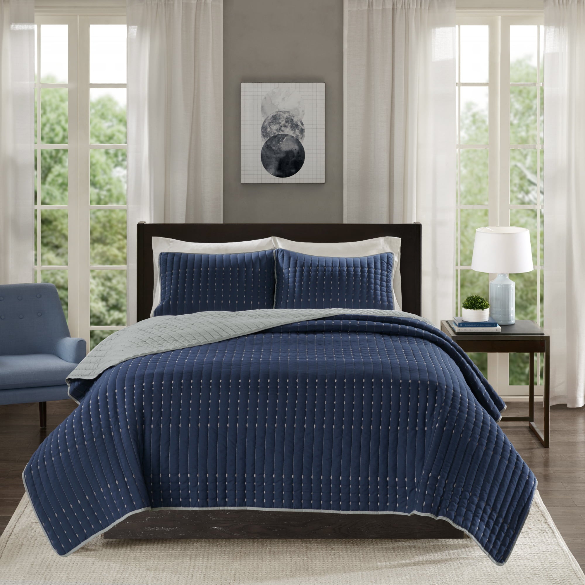 Comfort Spaces Bayley Microfiber 3-Piece Navy/Gray Reversible Quilt Mini Set， Full/Queen