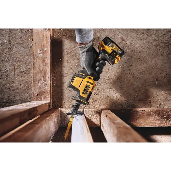 DEWALT DCS369B ATOMIC 20V MAX Reciprocating Saw