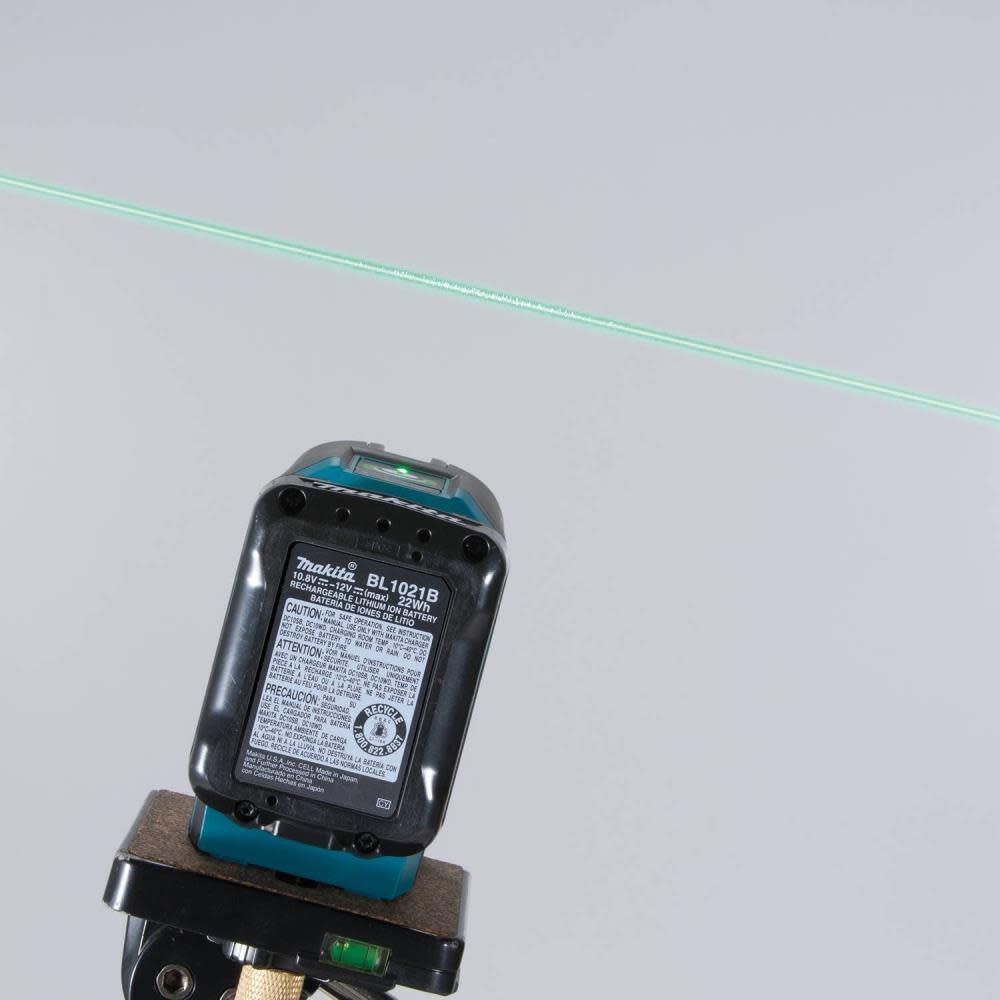 Makita 12V Max CXT Self-Leveling Cross-Line/4-Point Green Beam Laser Kit SK106GDNAX from Makita