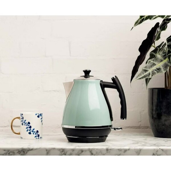 1.7 Liter Stainless Steel Body Retro Electric Kettle