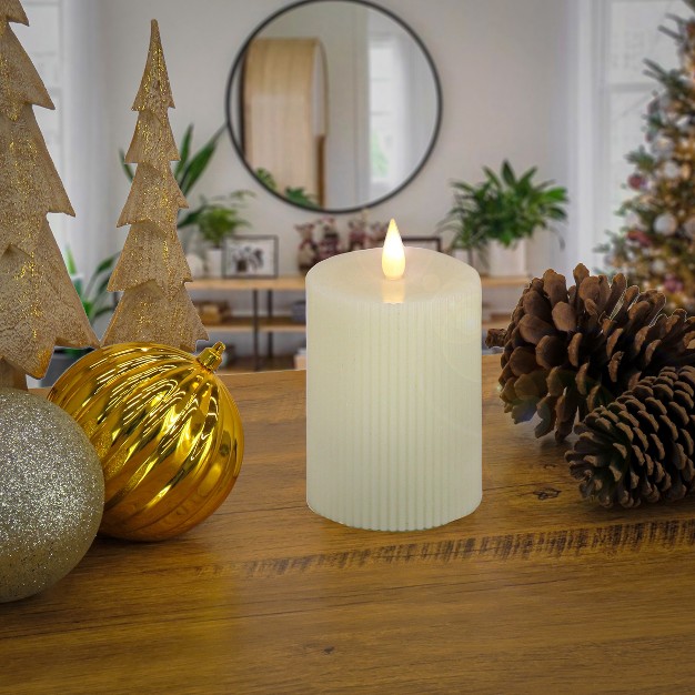 Hgtv Home Collection Georgetown Real Motion Flameless Candle With Remote Ivory With Warm White Led Lights Battery Powered 8 In