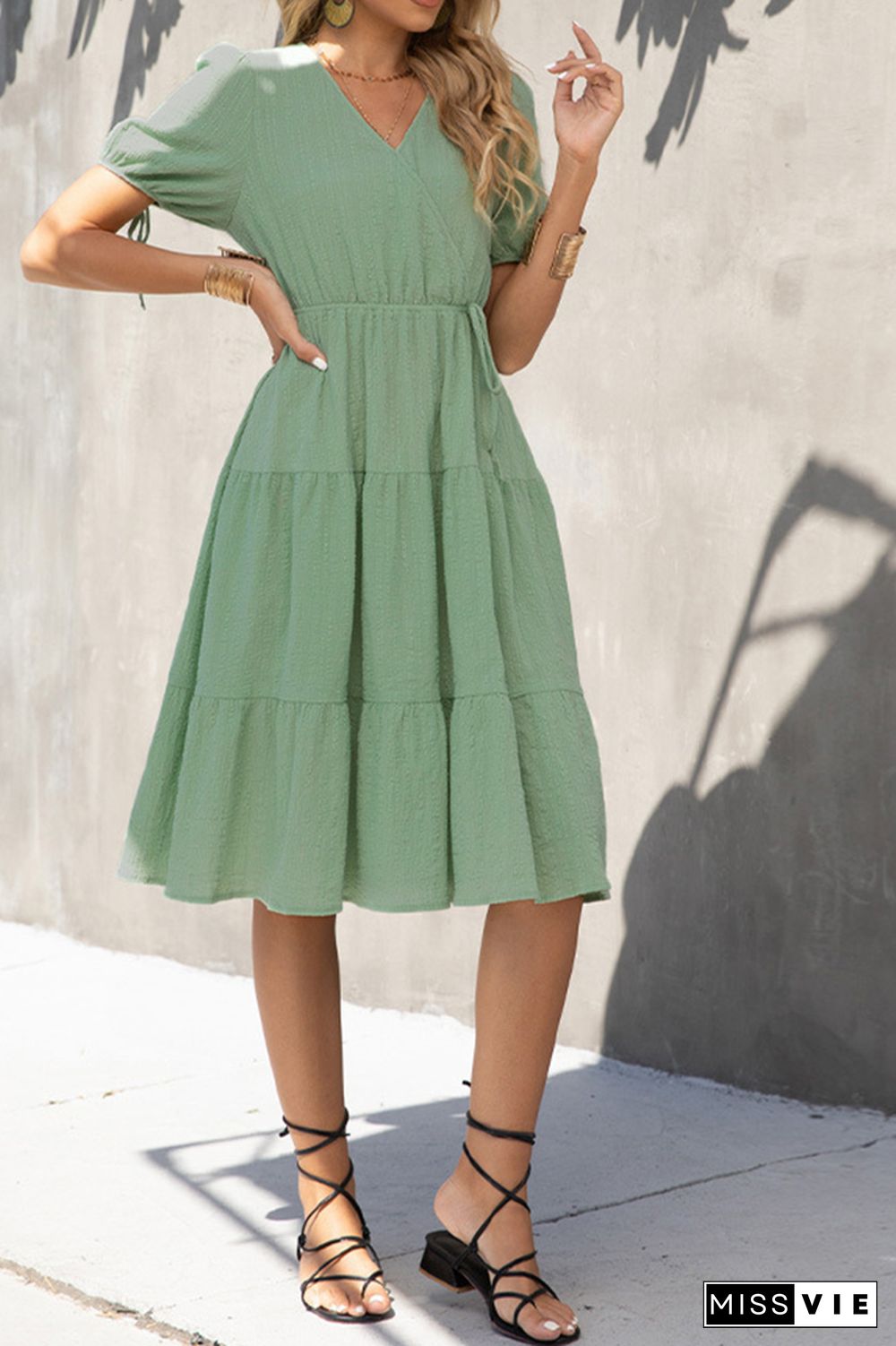 Green V-neck Short Sleeve Tie Waist Midi Dress Wholesale