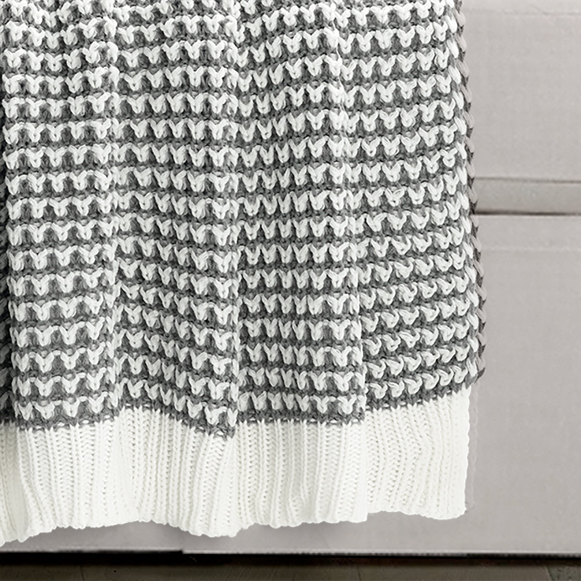 Chic And Soft Knitted Throw