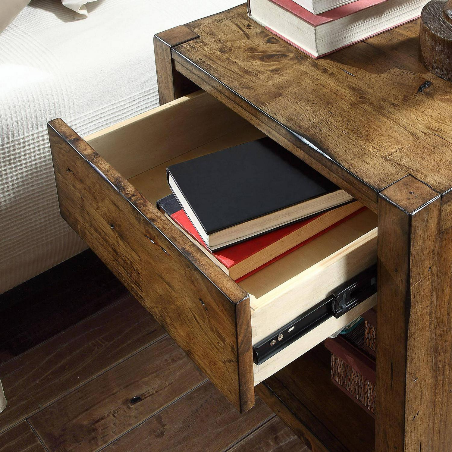 Better Homes and Gardens Bryant Nightstand， Rustic Maple Brown Finish