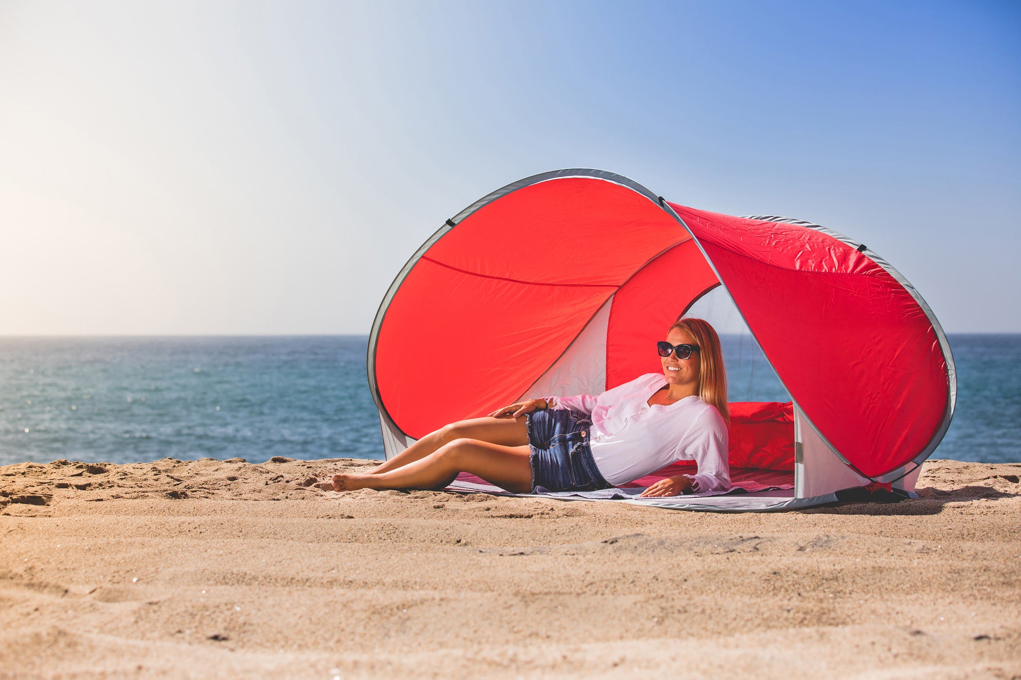 Manta Portable Beach Tent