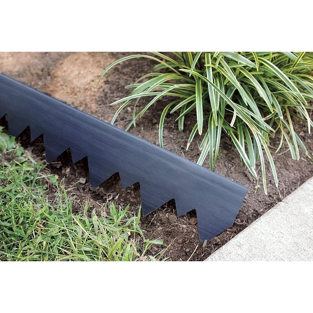 EasyFlex LandShark Pound-In Landscape Edging in Black, 20 ft. Kit., Plastic