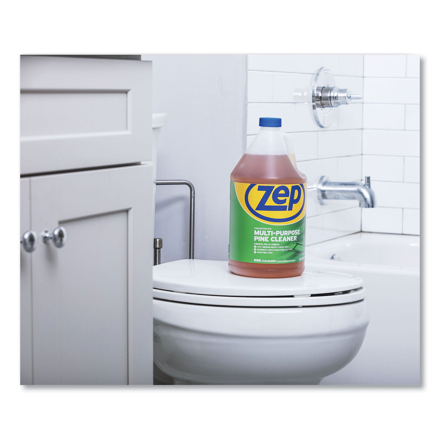 Multi-Purpose Cleaner by Zep Commercialandreg; ZPEZUMPP128EA