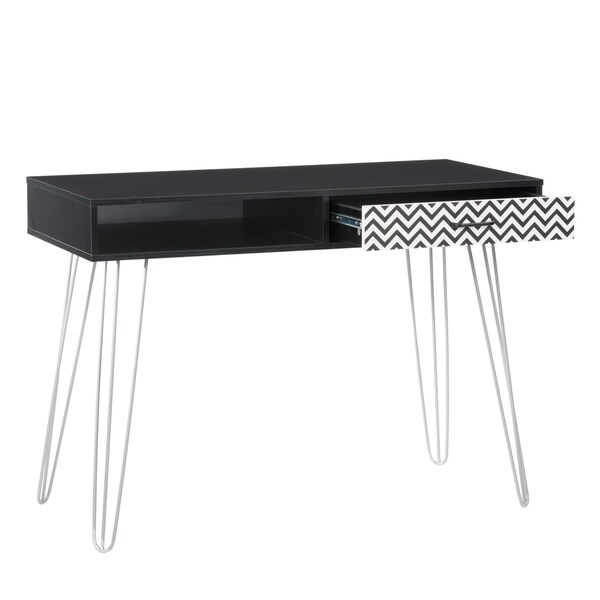 Carson Carrington Hurup Chevron Entryway Table/Desk