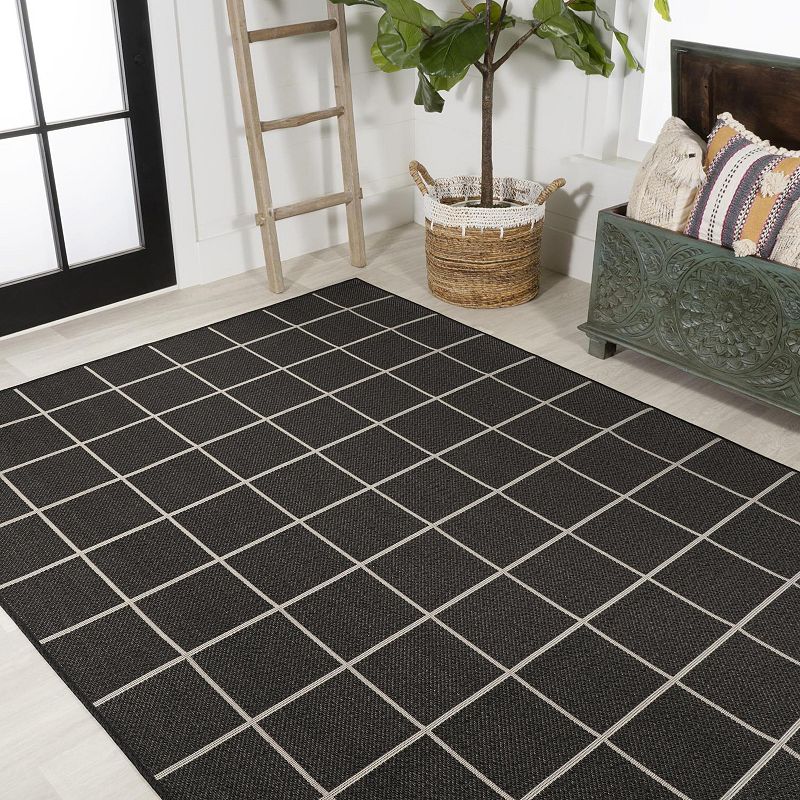 Grid Indoor/Outdoor Rug