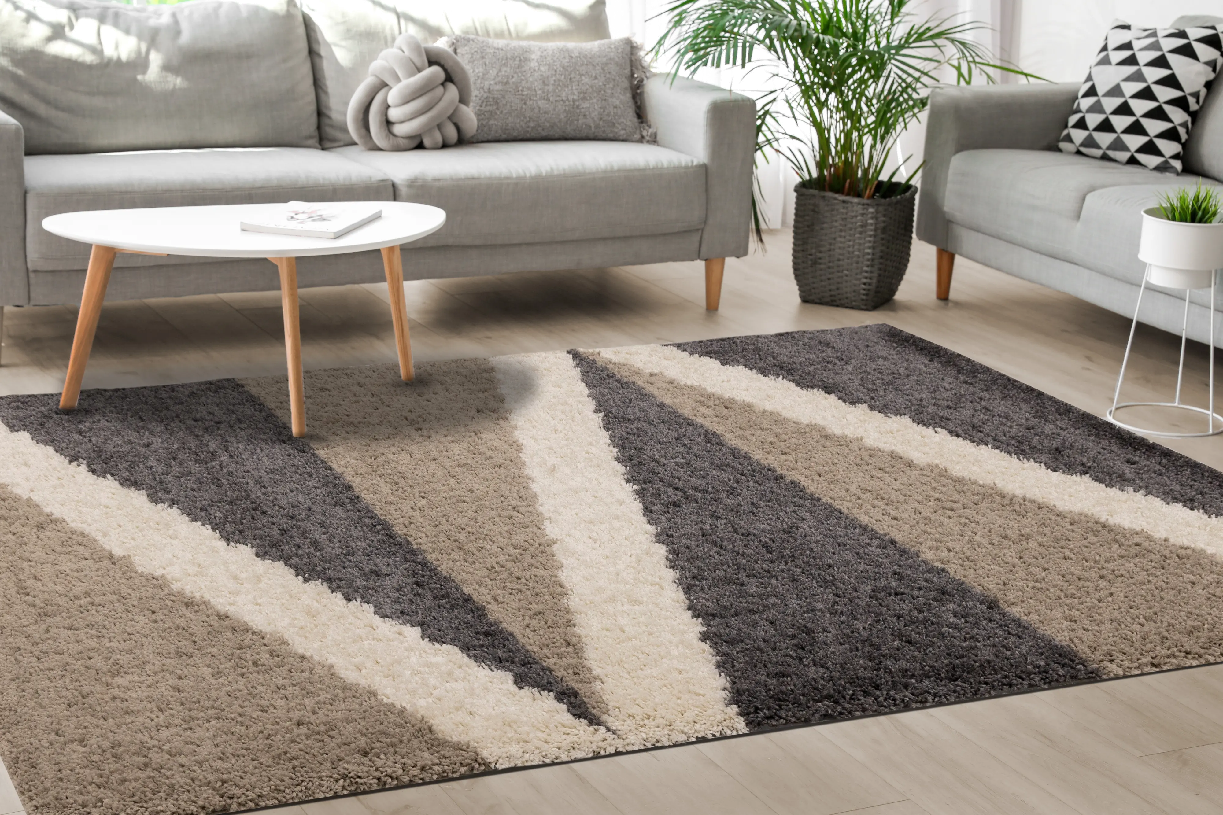 Rondo 5 x 8 Abstract Beige Cream Shag Rug