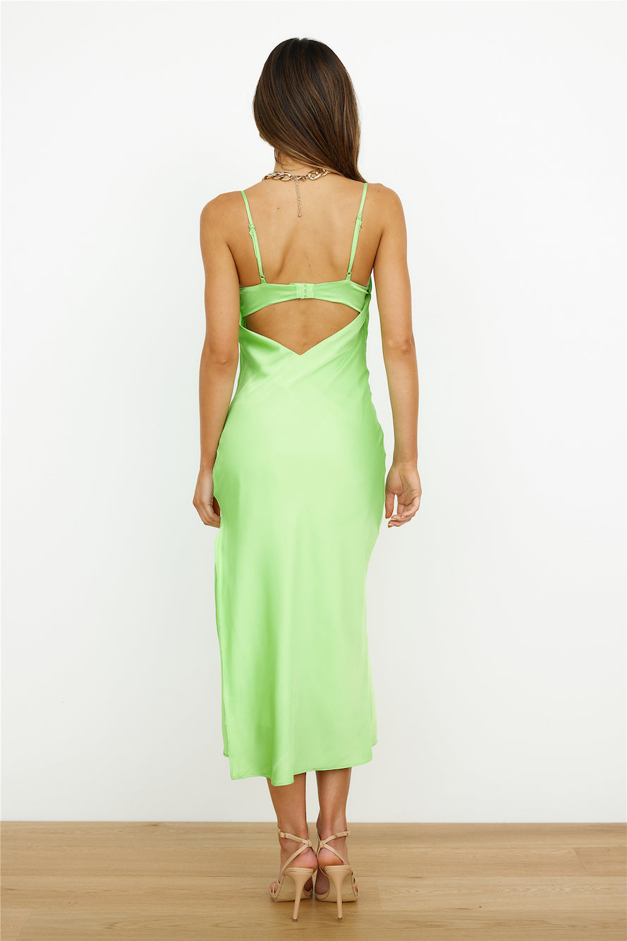 She's Going Out Midi Dress Lime