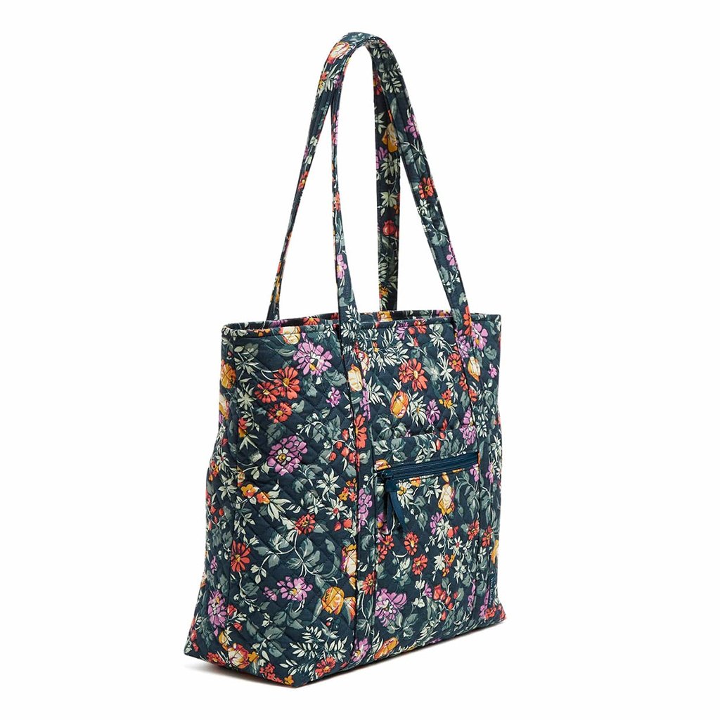 Vera Bradley  Vera Tote Bag in Fresh-Cut Floral Green