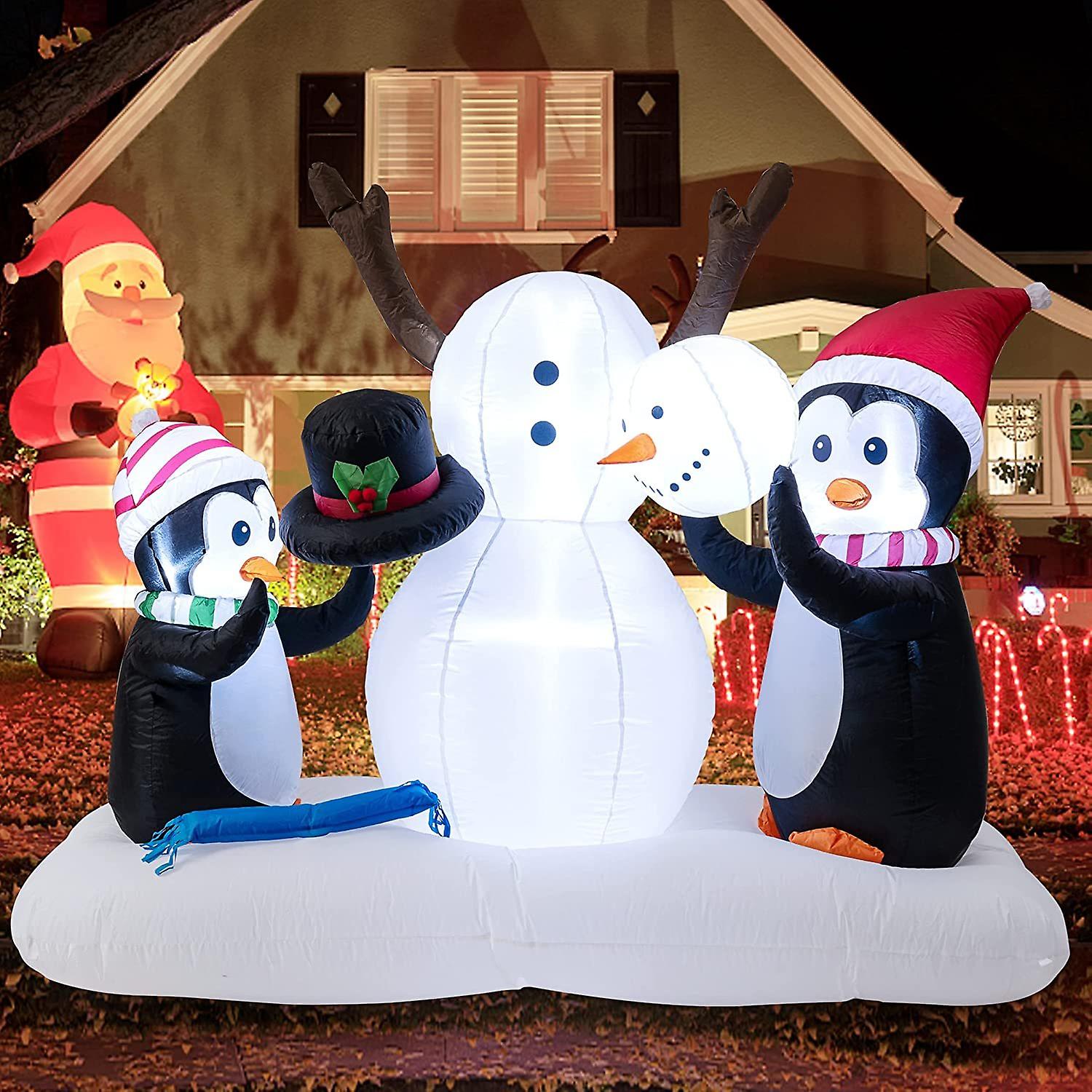 Kurala Christmas Inflatable Snowman And Penguins Christmas Decoration， 7 Ft Long 5.4 Ft High Christmas Blow Up Yard Decoration， Built-in Led Lights