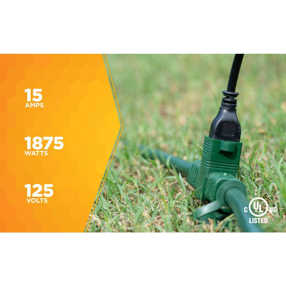 Woods 25 ft. 143 Multi-Outlet (3) Garden Outdoor Medium-Duty Extension Cord Green 3030