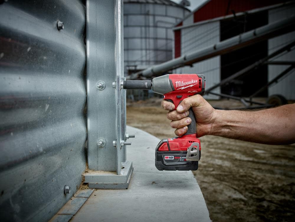 Milwaukee M18 FUEL 1/2 In. Compact Impact Wrench with Pin Detent Kit 2755-22 from Milwaukee