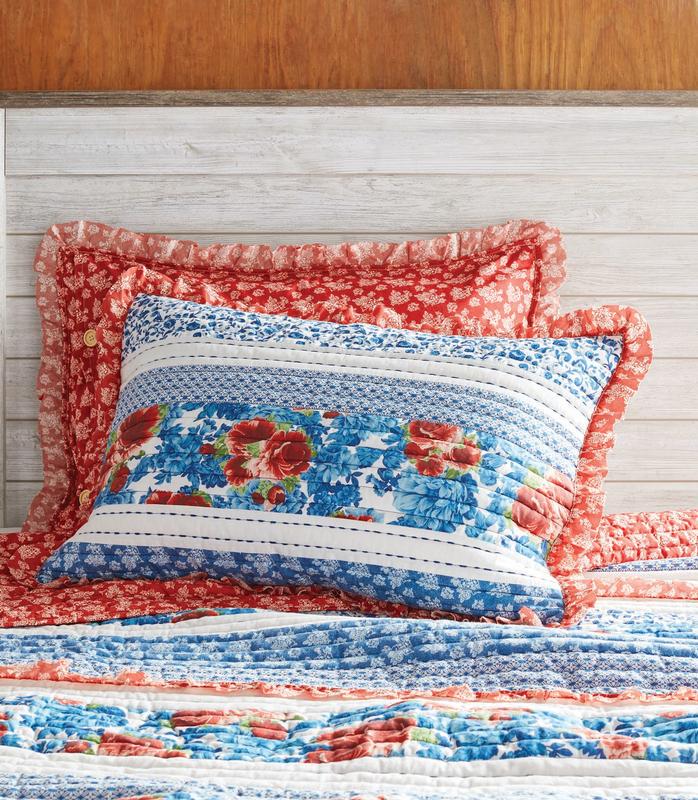 The Pioneer Woman Blue Heritage Floral Cotton Full/Queen Quilt