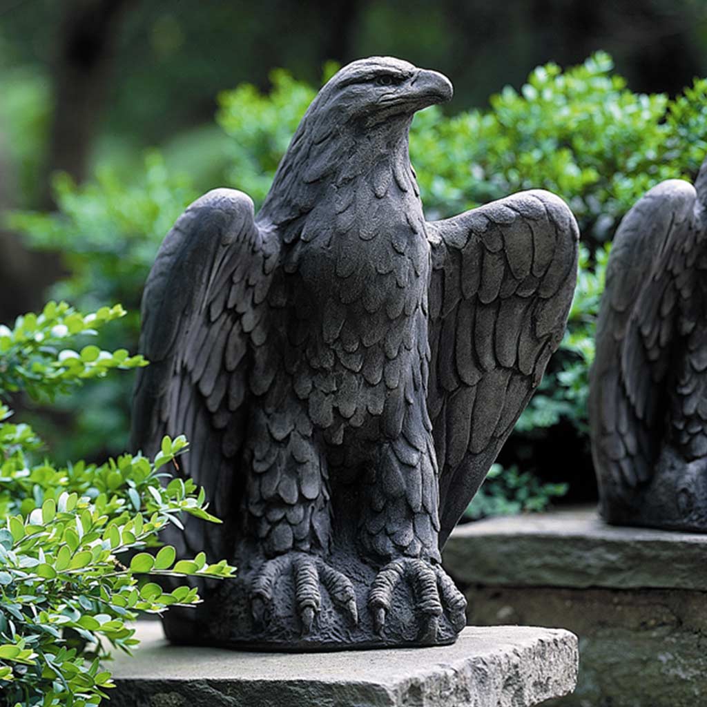 Campania International Eagle Looking Left Statue