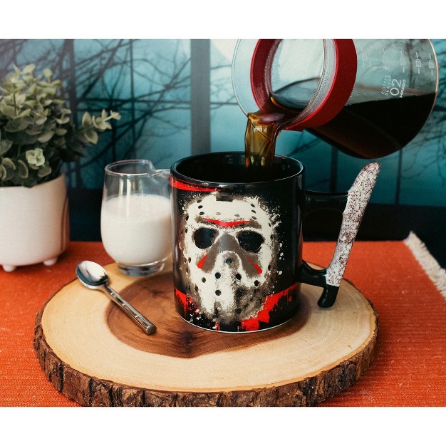 Silver Buffalo Friday The 13th Jason Mask 20 ounce Ceramic Mug With Machete shaped Handle