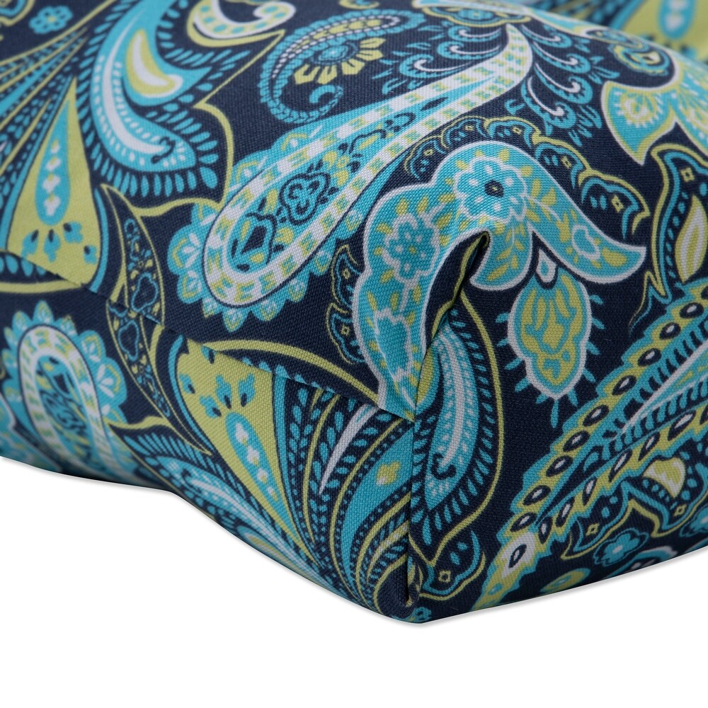 Pillow Perfect Outdoor Pretty Paisley Navy Deluxe Tufted Chairpad (Set of 2)   17 X 17.5 X 4