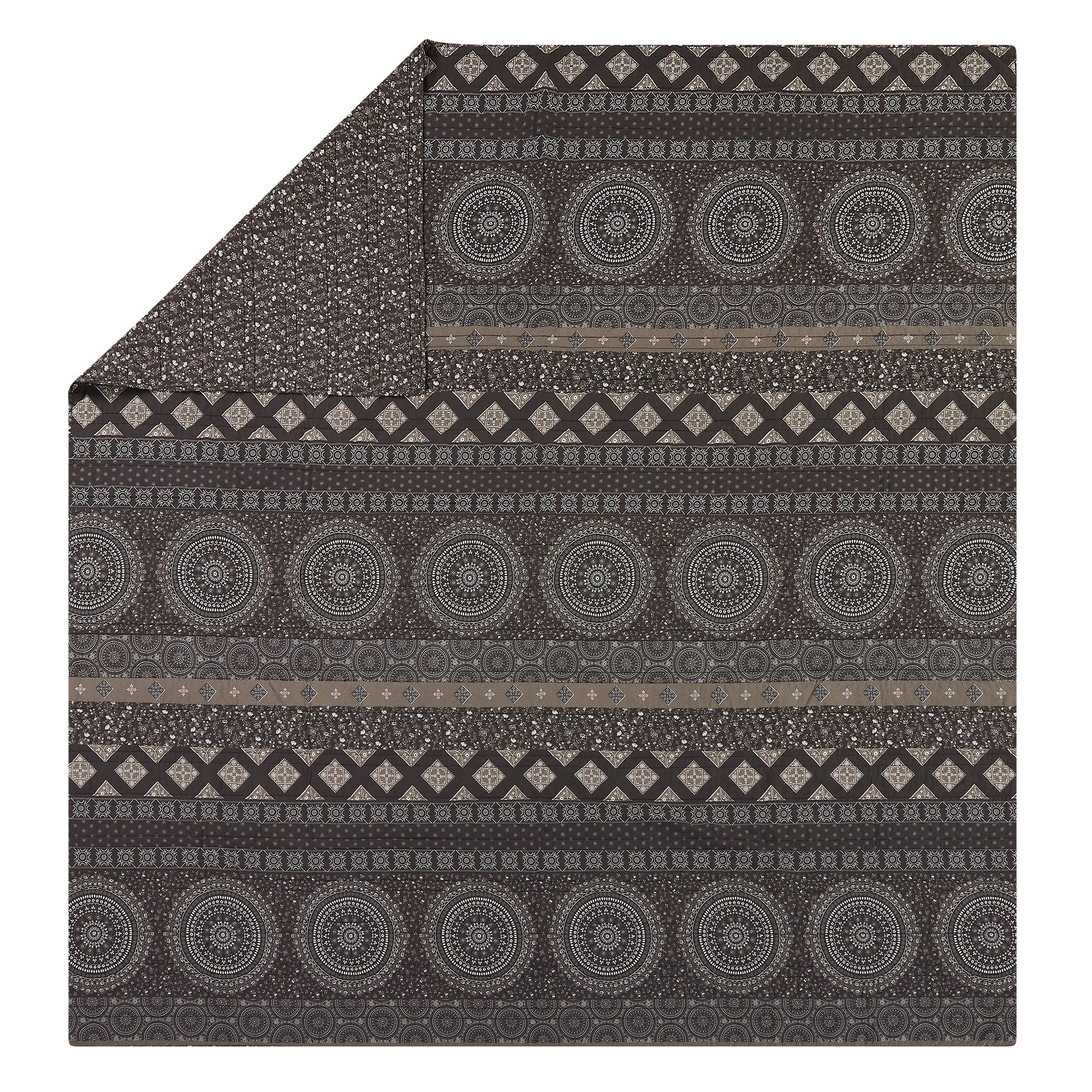 Gray Bandana Medallion Quilt Set, King