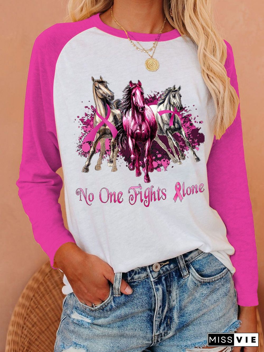 Women's Breast Cancer Horses No One Fights Alone Print T-Shirt