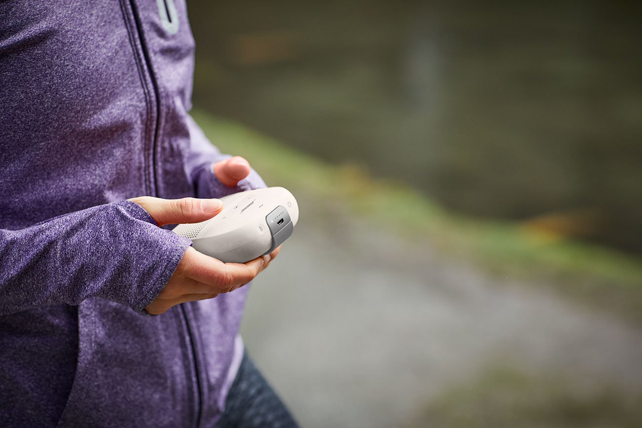  SoundLink Micro Bluetooth Portable Speaker in White Smoke